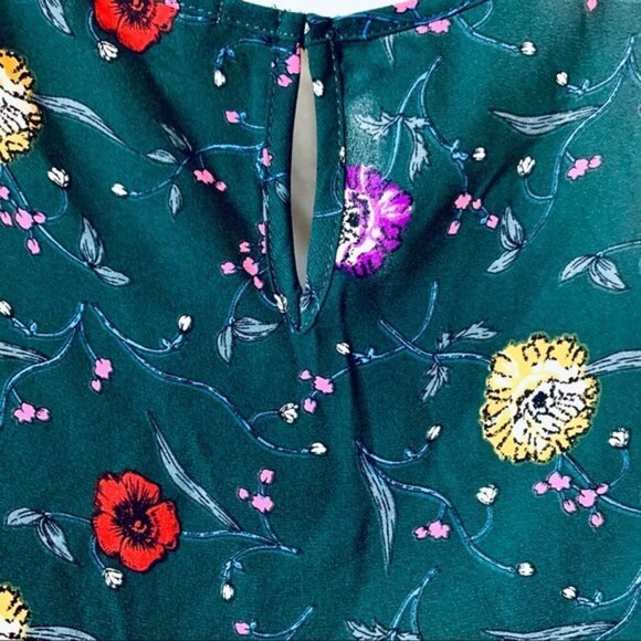 Sienna Sky Medium Women's Flower Top - Picture 5 of 9